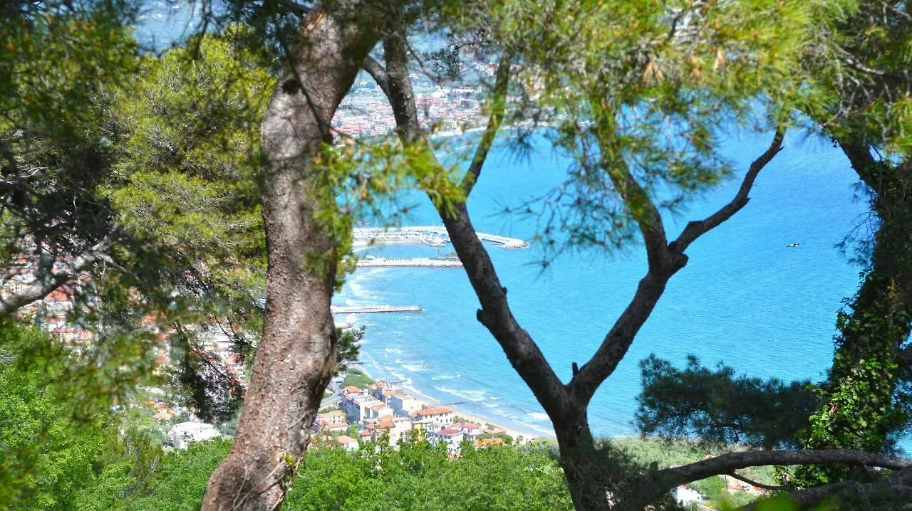 Torre Alpicella - Holiday Home Ντιάνο Μαρίνα